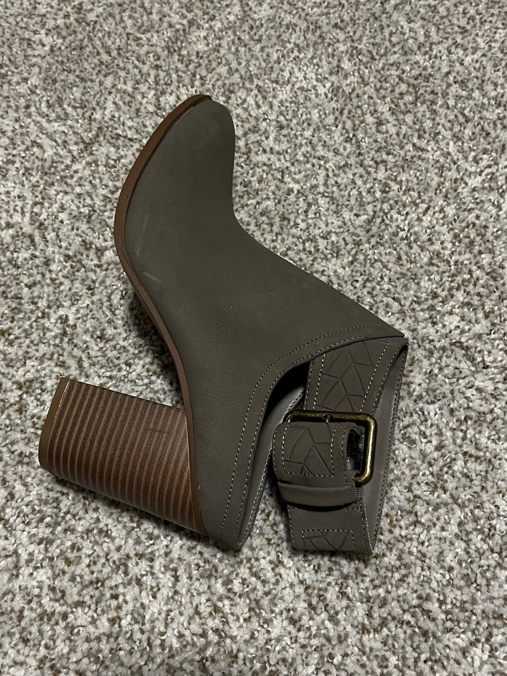American Eagle Women's Taupe Block Heel Ankle Boot with Buckle size 9.5